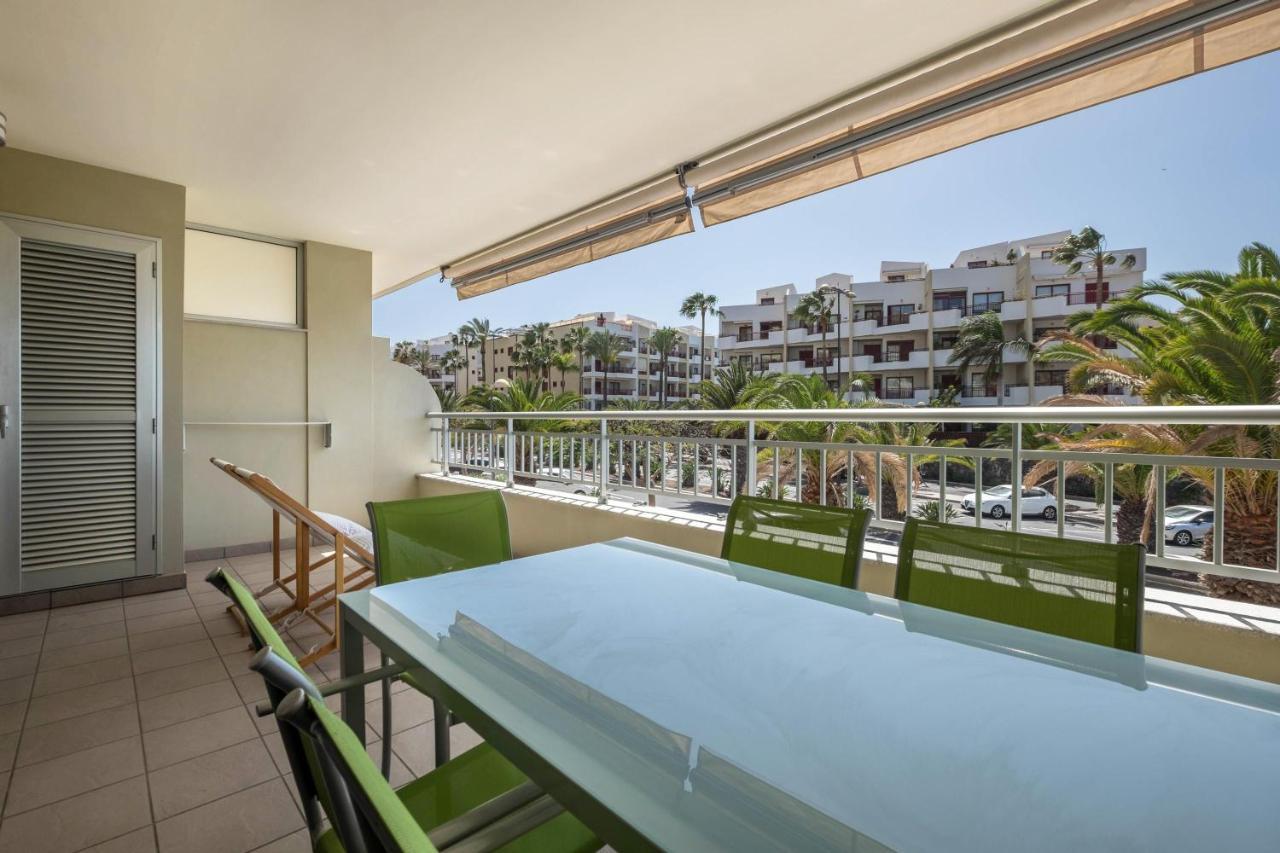 Apartamento Marina Арона Екстериор снимка